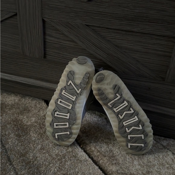 Retro 11s Preschool - Picture 3 of 3